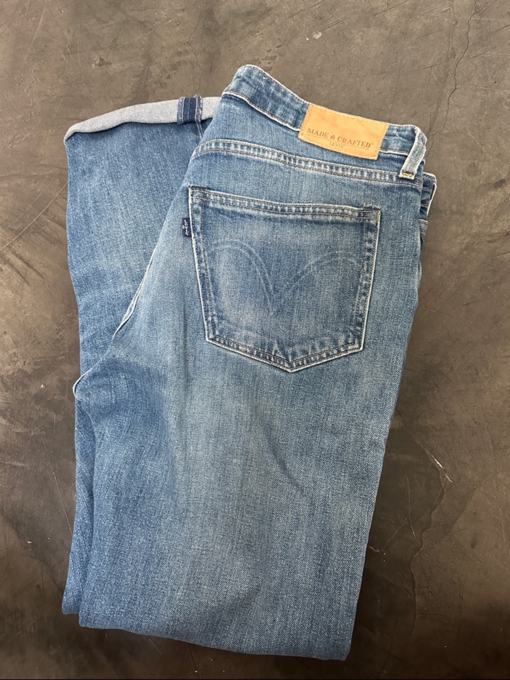 Levis Made and Craft Premium Men's Light Blue Washed Jeans - Classic straight 34 - Picture 2 of 4